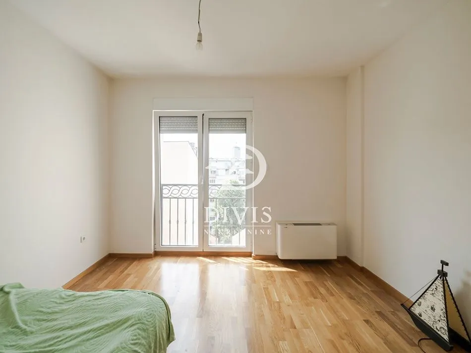 Sale, four bedroom apartment, 165m², Stari Grad, Beograd