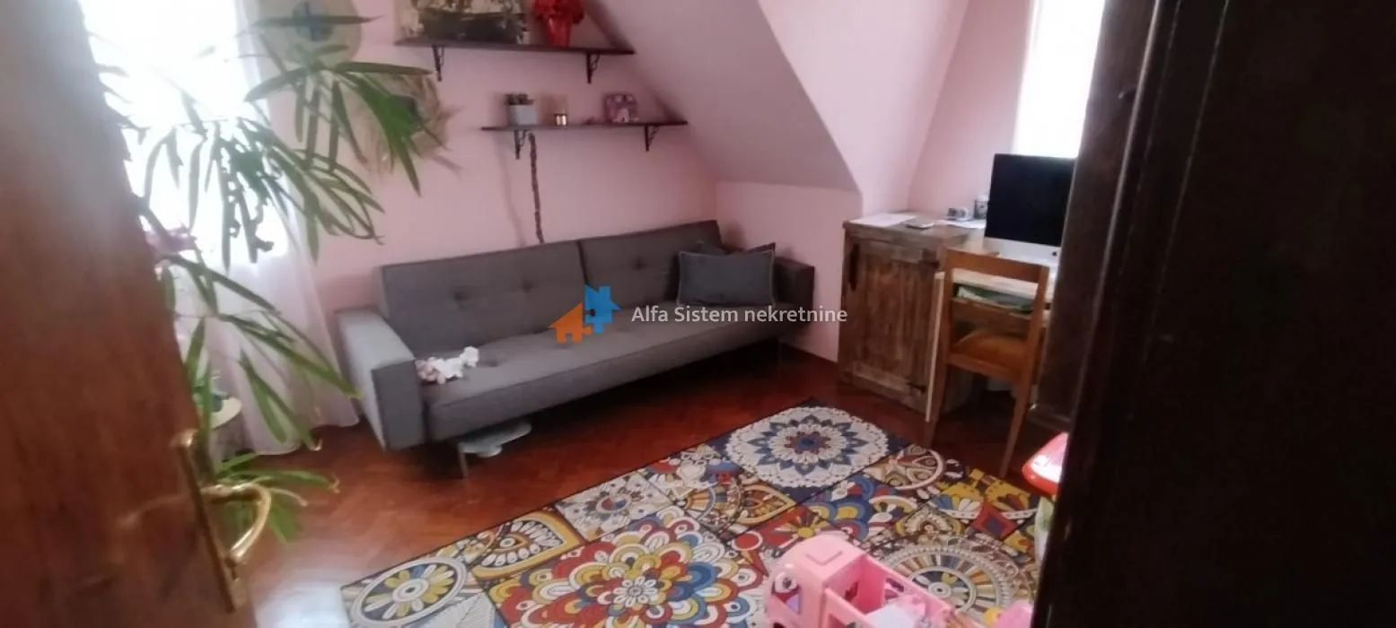 Rent, house, 360m², Banjica, Voždovac Sve Podlokacije