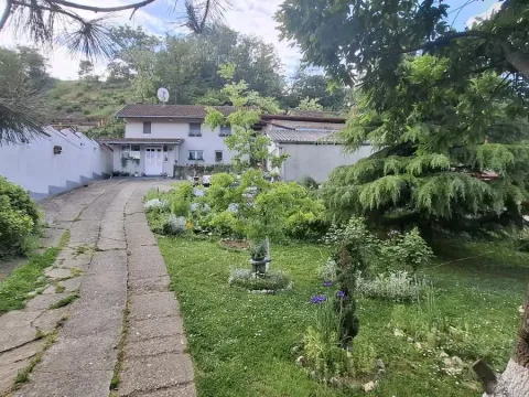 Prodaja, trosoban stan, 97m², Sremski Karlovci, Novi Sad - image 2