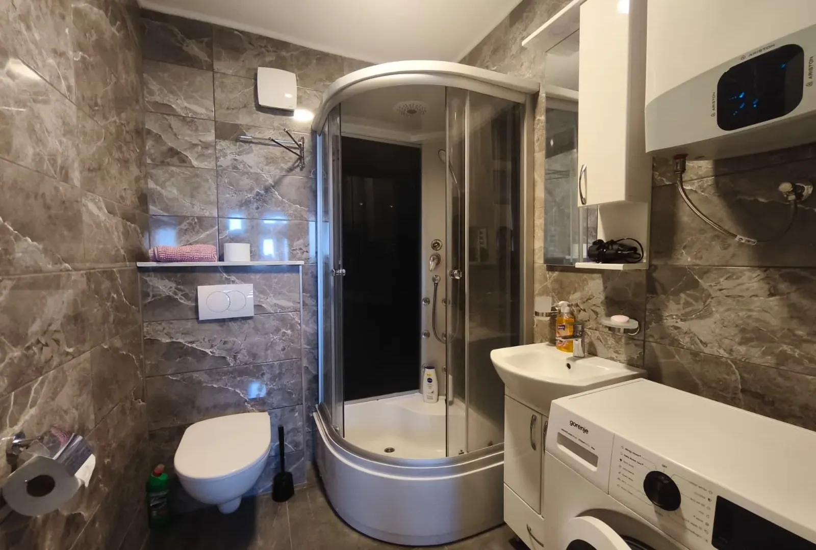 Sale, house, 170m², Bjeliši, Bar