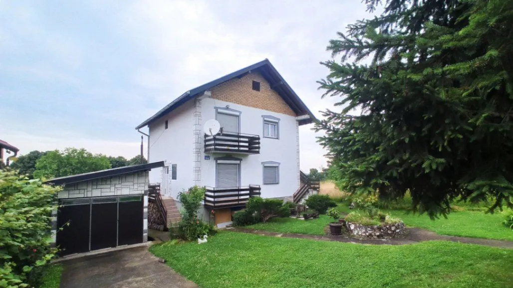 Prodaja, kuća, 226m², Klupci, Loznica