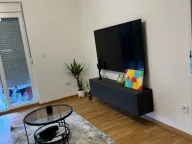 Izdavanje, dvosoban stan, 70m², Stari Aerodrom, Podgorica - image 3