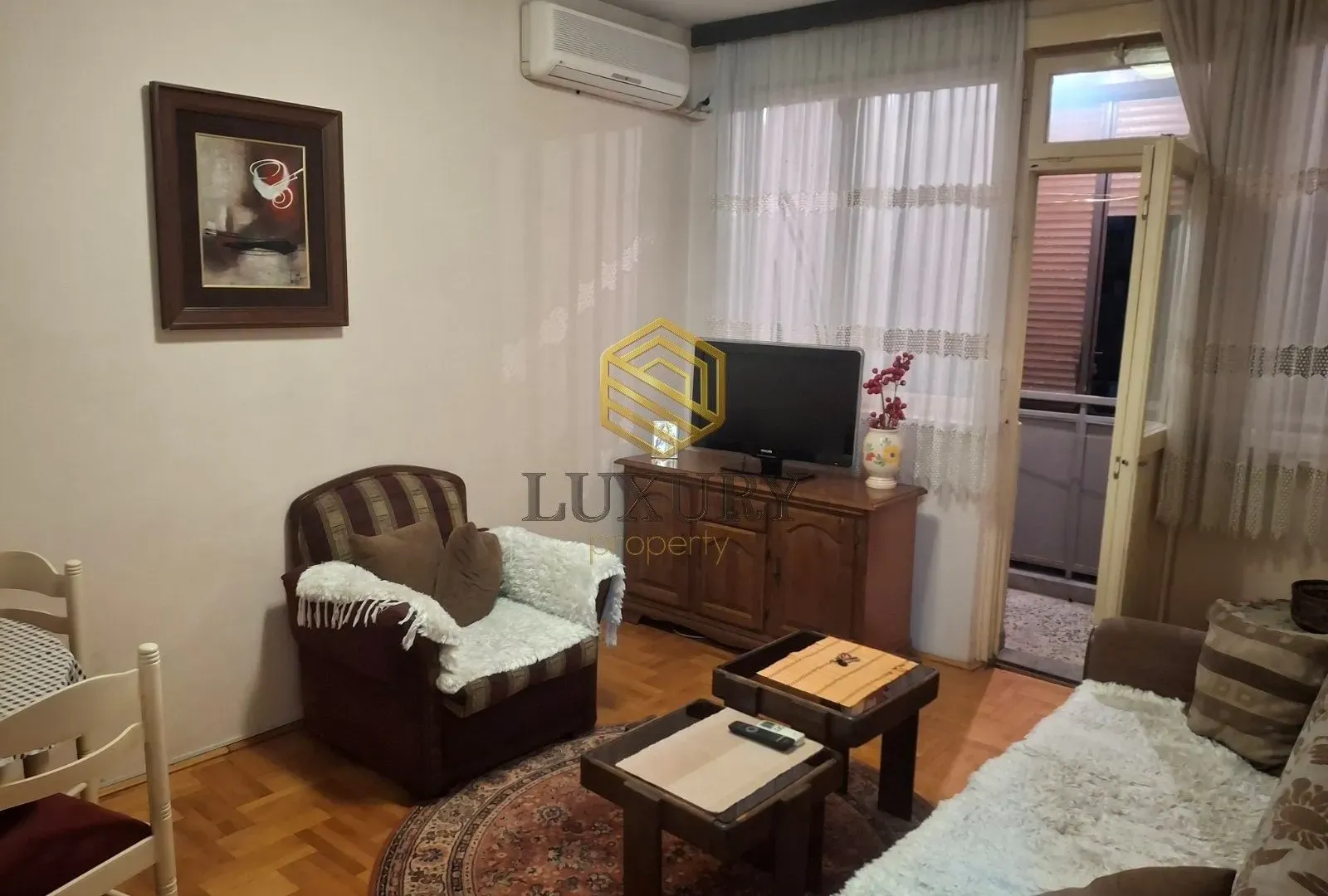Izdavanje, jednosoban stan, 40m², Preko Morače, Podgorica