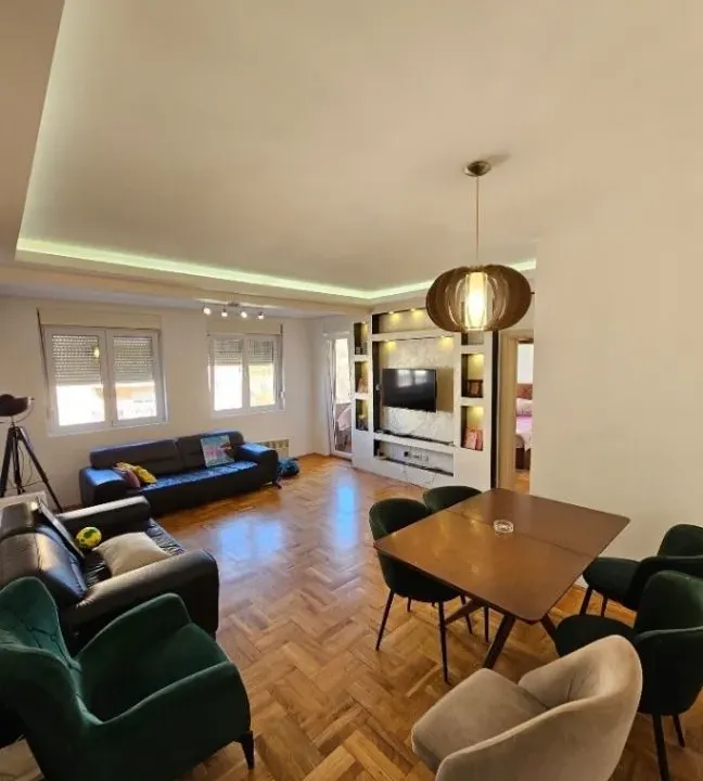 Izdavanje, dvosoban stan, 65m², Ljubović, Podgorica