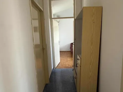 Izdavanje, dvosoban stan, 60m², Preko Morače, Podgorica - image 9