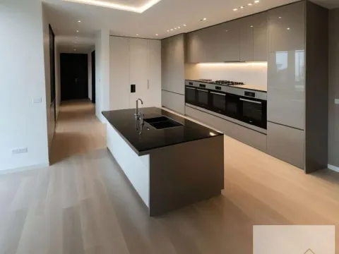 Prodaja, stan, 183m², Voždovac Sve Podlokacije, Beograd - image 2