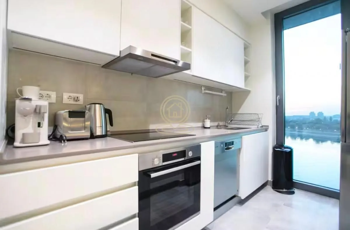 Rent, four bedroom apartment, 144m², Savski Venac, Beograd