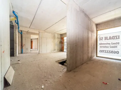 Rent, office space, 350m², Central Point, Podgorica - image 2