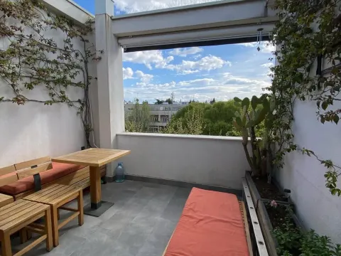 Izdavanje, trosoban stan, 120m², Centar, Podgorica - image 8