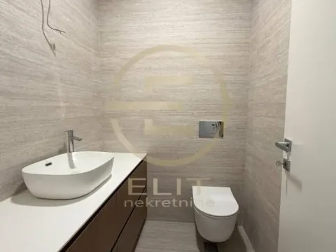 Prodaja, stan, 120m², Stari grad, Novi Sad - image 20