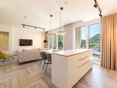 Prodaja, dvosoban stan, 94m², Kotor, Crna Gora - image 7