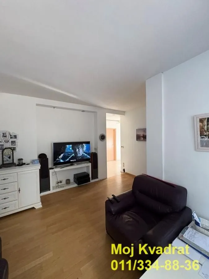 Prodaja, četvorosoban stan, 116m², Voždovac Sve Podlokacije, Beograd