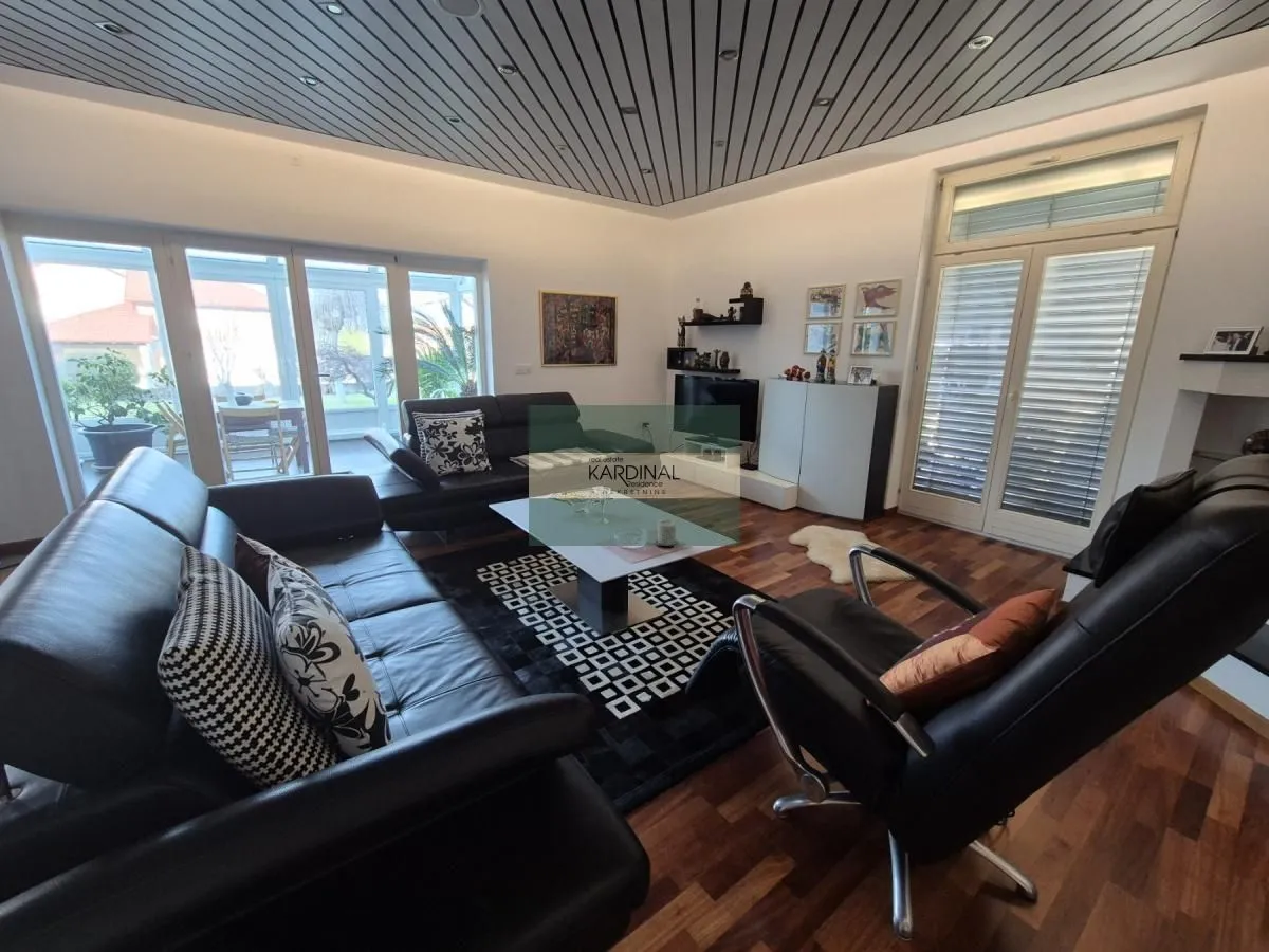 Prodaja, kuća, 528m², Budžino brdo, Jagodina