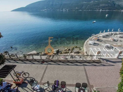 Prodaja, kuća, Herceg Novi, Crna Gora - image 11