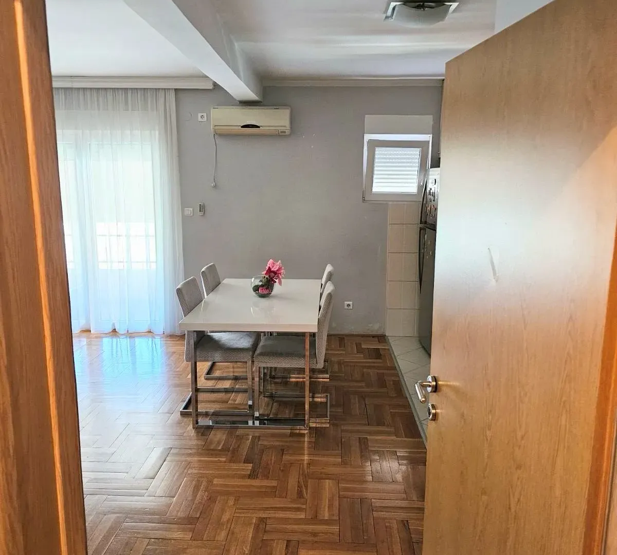 Prodaja, dvosoban stan, 80m², Zagorič, Podgorica