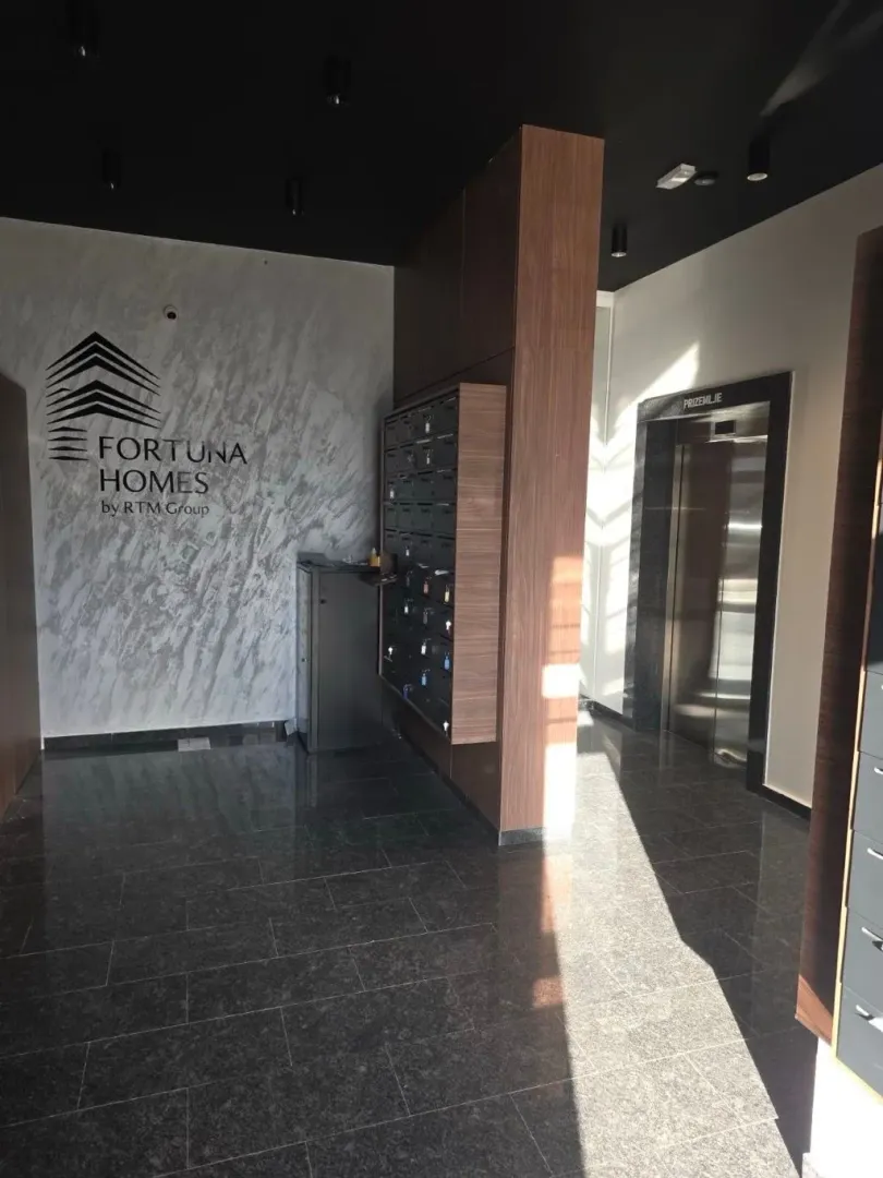 Prodaja, jednosoban stan, 45m², Centar, Bar