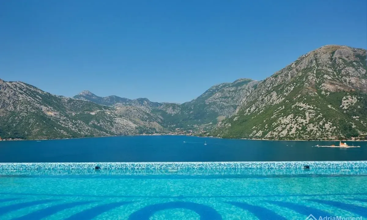 Sale, house, 235m², Kostanjica, Kotor