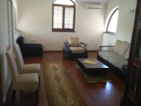 Sale, house, 340m², Tološi, Podgorica - image 6