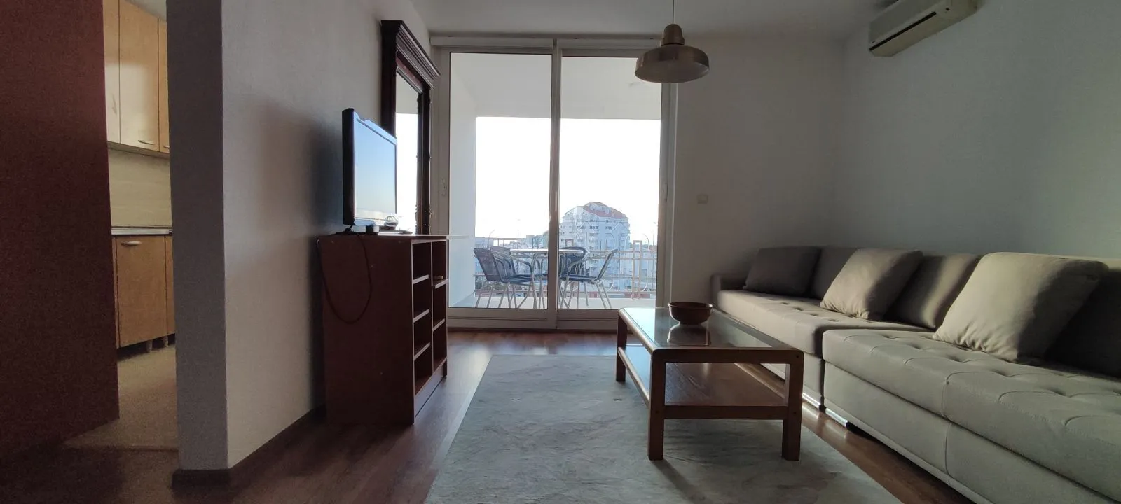 Izdavanje, stan, 65m², Bar, Crna Gora