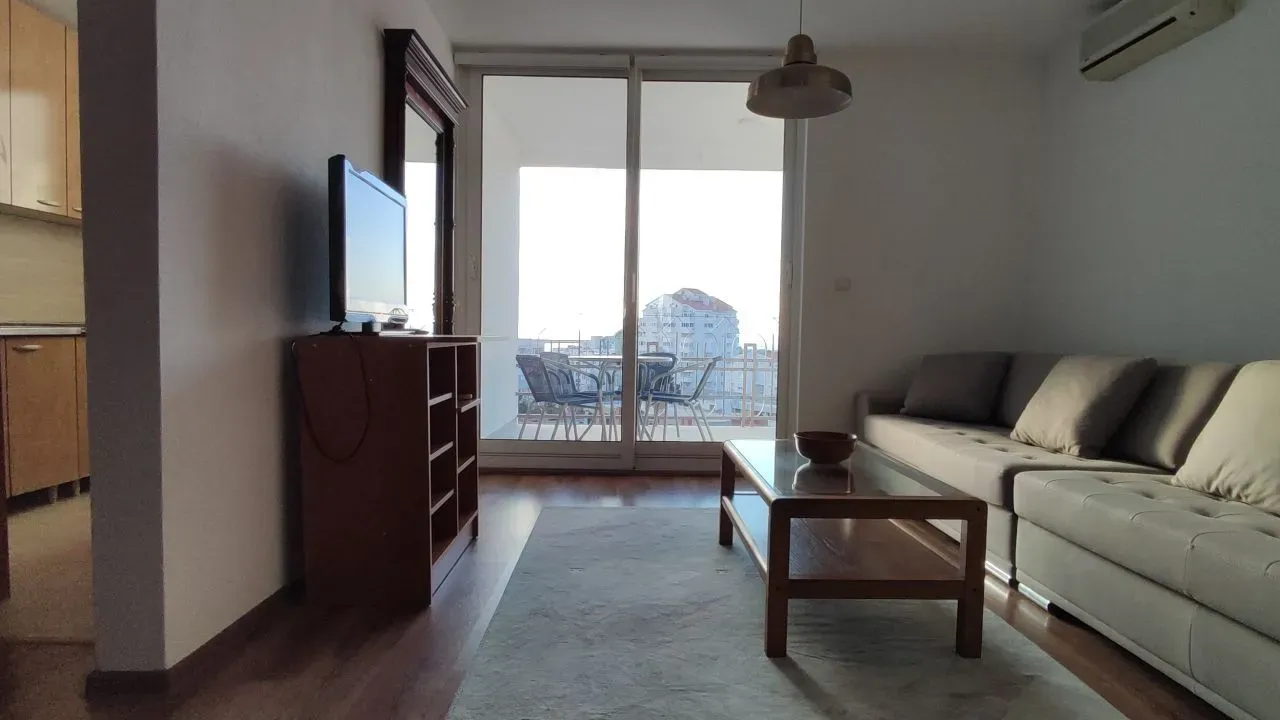 Rent, apartment, 65m², Bar, Crna Gora