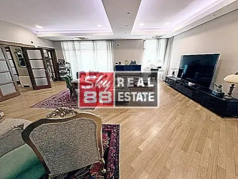 Rent, apartment, 330m², Savski Venac, Beograd - image 4