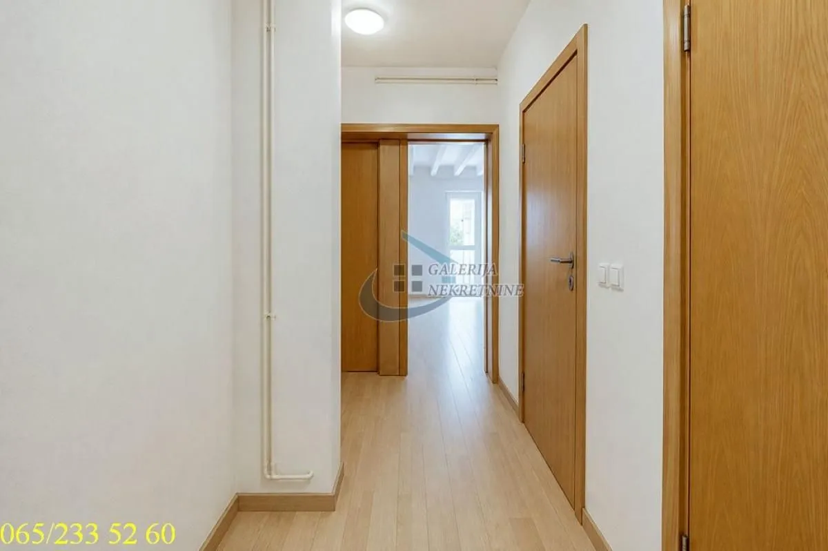 Prodaja, dvosoban stan, 68m², Stari Grad, Beograd