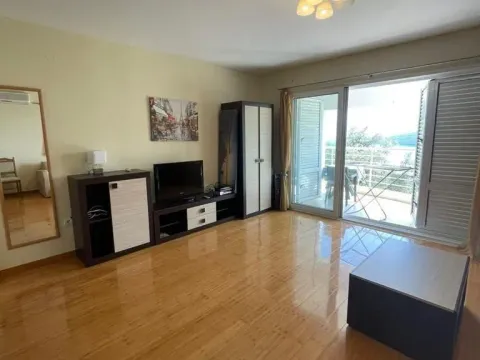 Prodaja, jednosoban stan, 63m², Centar, Herceg Novi - image 2