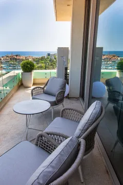 Sale, three bedroom apartment, 142m², Centar, Budva - image 10