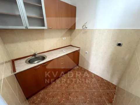 Rent, one bedroom apartment, 44m², Vezirov Most, Podgorica - image 3