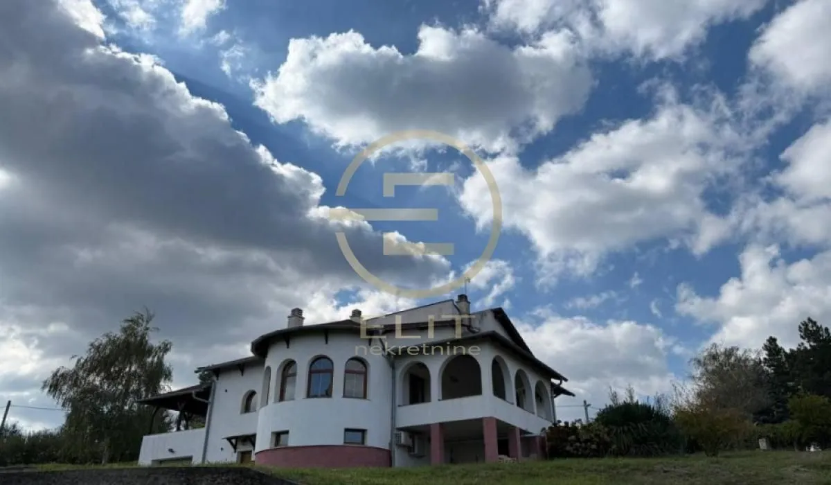 Sale, house, 204m², Bocke, Petrovaradin