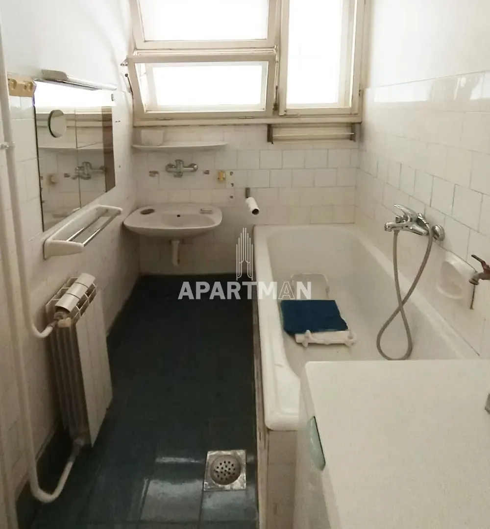 Prodaja, dvosoban stan, 53m², Kalenić Pijaca, Vračar Sve Podlokacije