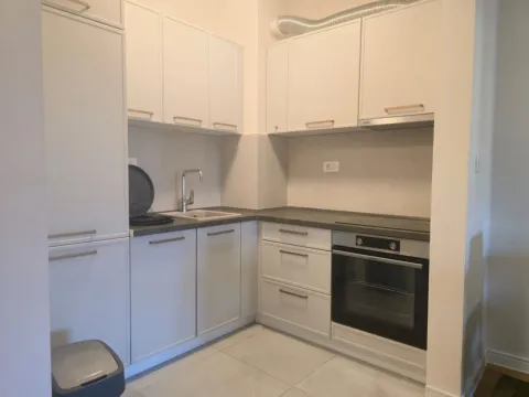 Izdavanje, jednosoban stan, 40m², Central Point, Podgorica - image 6