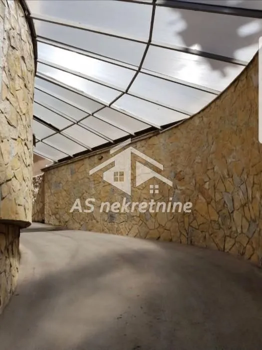 Prodaja, trosoban stan, 75m², Fon (Fon - Bilećka), Voždovac Sve Podlokacije