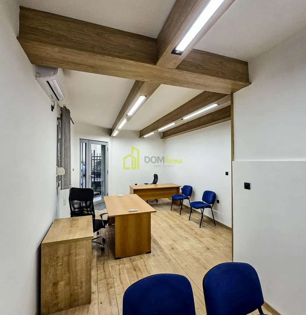 Izdavanje, poslovni prostor, 53m², Momišići, Podgorica
