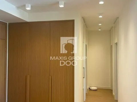 Rent, three bedroom apartment, 90m², Savski Venac, Beograd - image 17