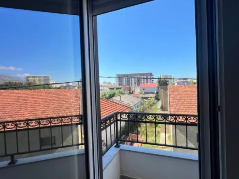 Izdavanje, jednosoban stan, 50m², Bjeliši, Bar - image 3