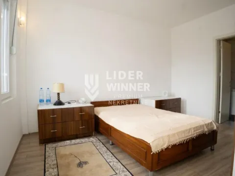 Sale, three bedroom apartment, 70m², Resnik, Beograd - image 9