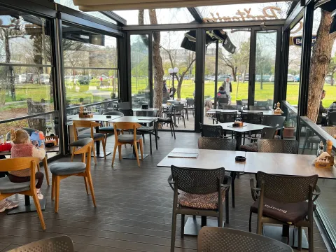 Prodaja, ugostiteljski objekat, 160m², Blok 5, Podgorica - image 10