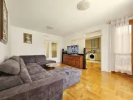 Izdavanje, dvosoban stan, 76m², Centar, Budva - image 9