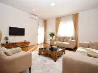 Izdavanje, trosoban stan, 95m², Dalmatinska ulica, Podgorica - image 3
