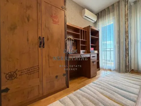 Prodaja, dvosoban stan, 63m², City Kvart, Podgorica - image 5