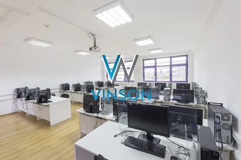 Rent, office space, 1100m², Adamovićevo Naselje, Novi Sad Sve Podlokacije