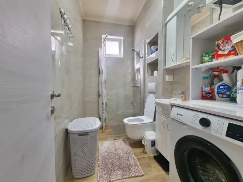 Izdavanje, jednosoban stan, 45m², Budva, Crna Gora - image 11