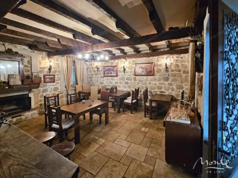 Sale, hospitality venue, 60m², Risan, Kotor - image 5