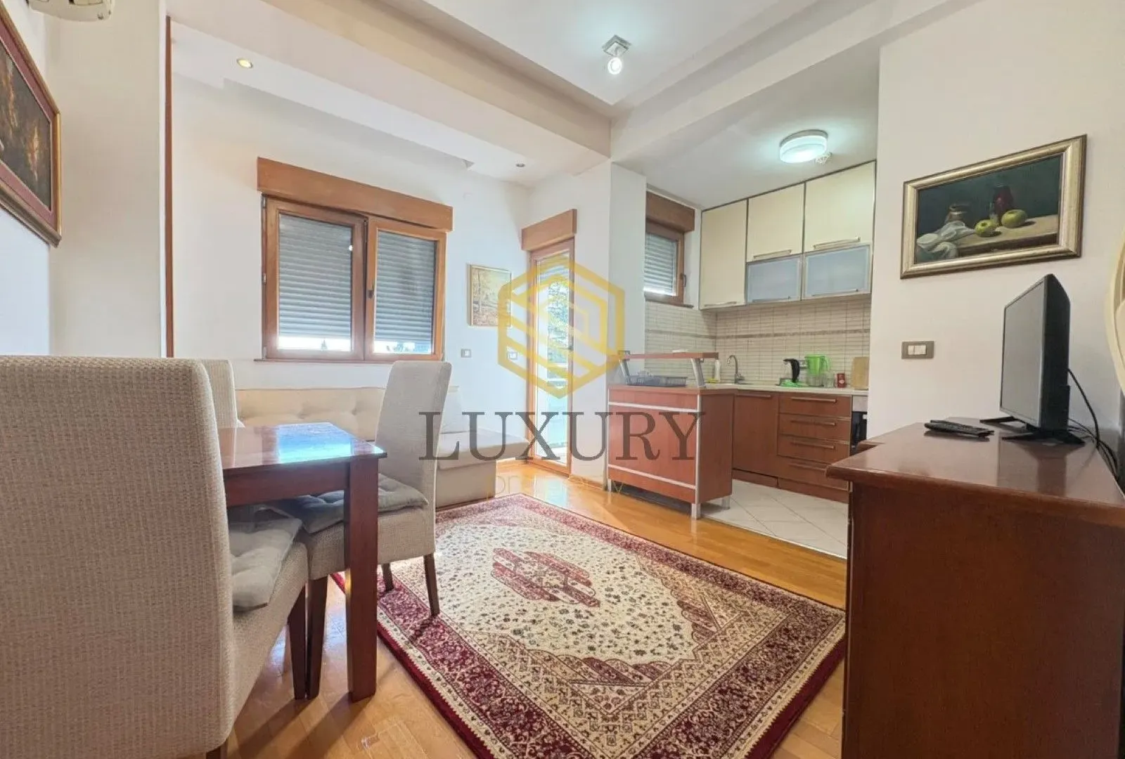 Izdavanje, jednosoban stan, 40m², Preko Morače, Podgorica