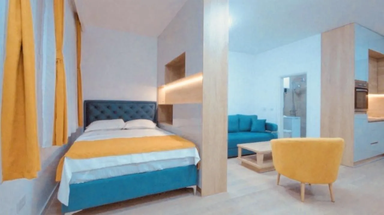 Izdavanje, garsonjera, 35m², Bečići, Budva