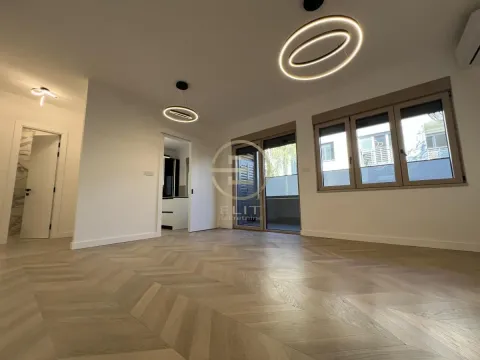 Sale, four bedroom apartment, 114m², Centar, Novi Sad - image 2