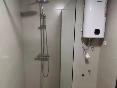 Izdavanje, jednosoban stan, 45m², Zagorič, Podgorica - image 11
