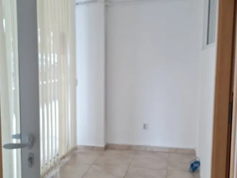 Rent, office space, 46m², City Kvart, Podgorica - image 3