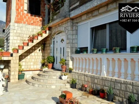 Sale, house, 285m², Zelenika, Herceg Novi